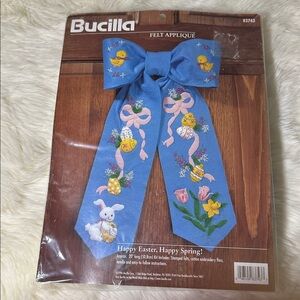 Bucilla Easter wall or door hanging kit New